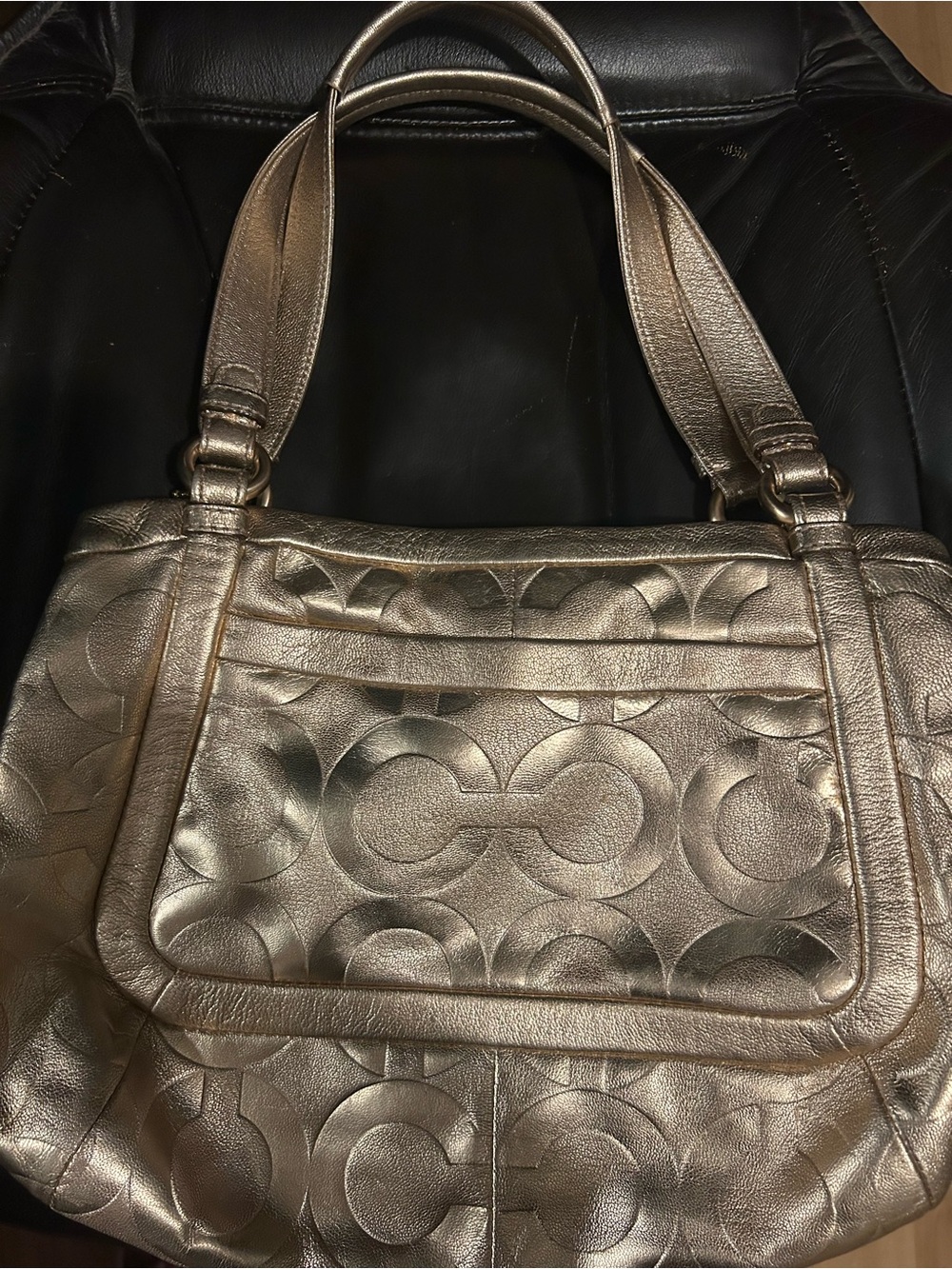 Vintage Rose-Gold COACH Shoulder Bag - Picture 10 of 10
